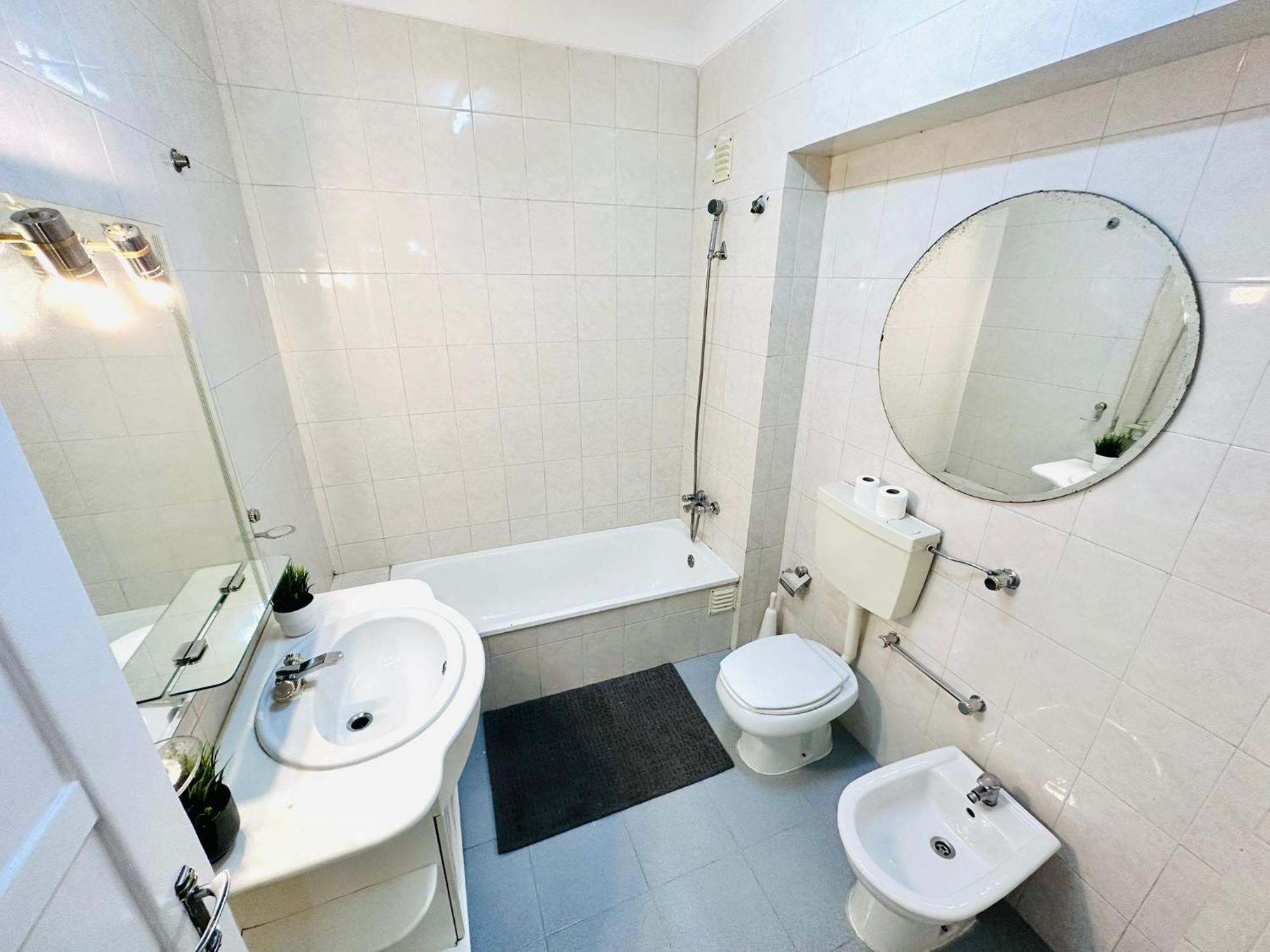 Rooms, Location For Tourists * Lisbon