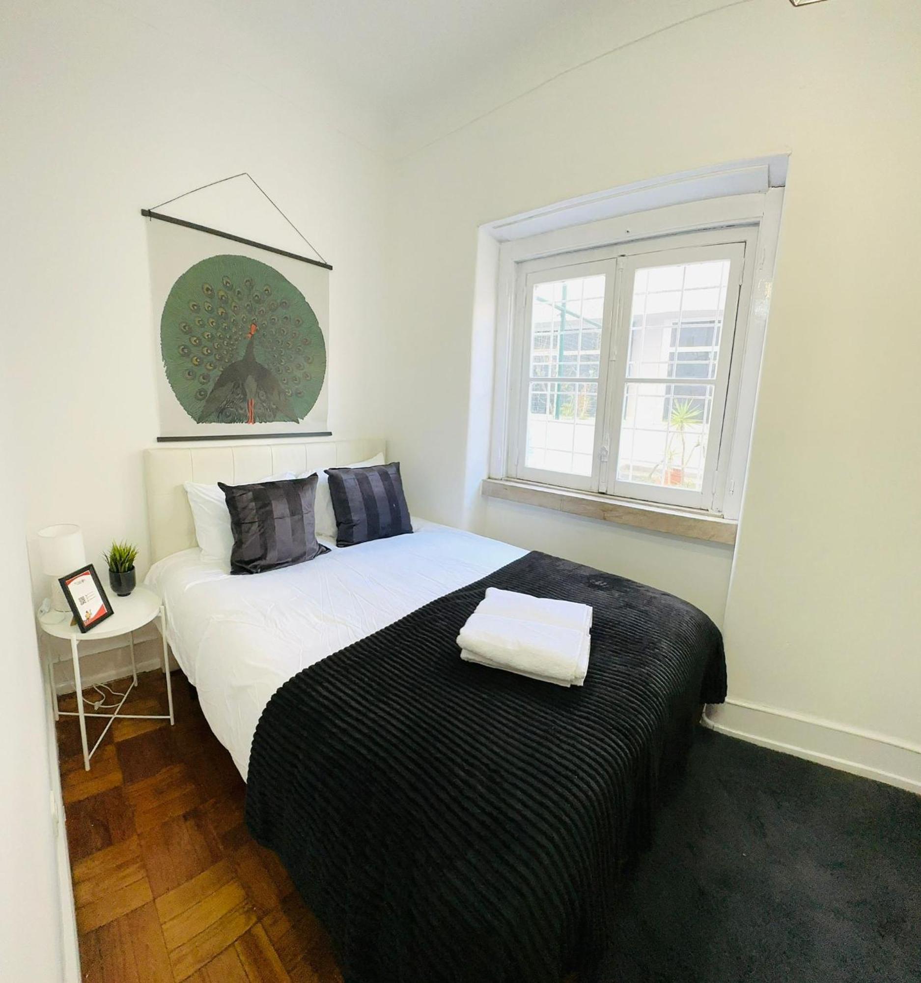 Rooms, Location For Tourists *