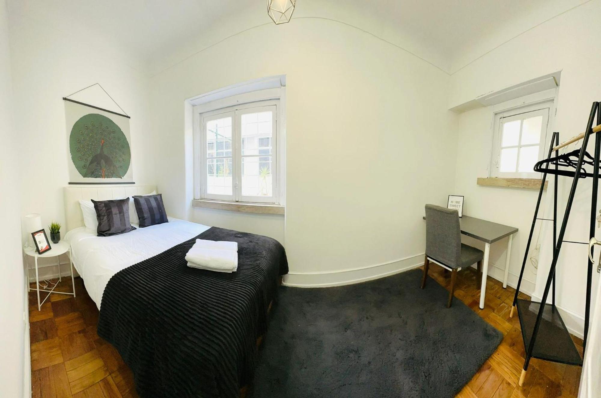 Hostel Rooms, Location For Tourists