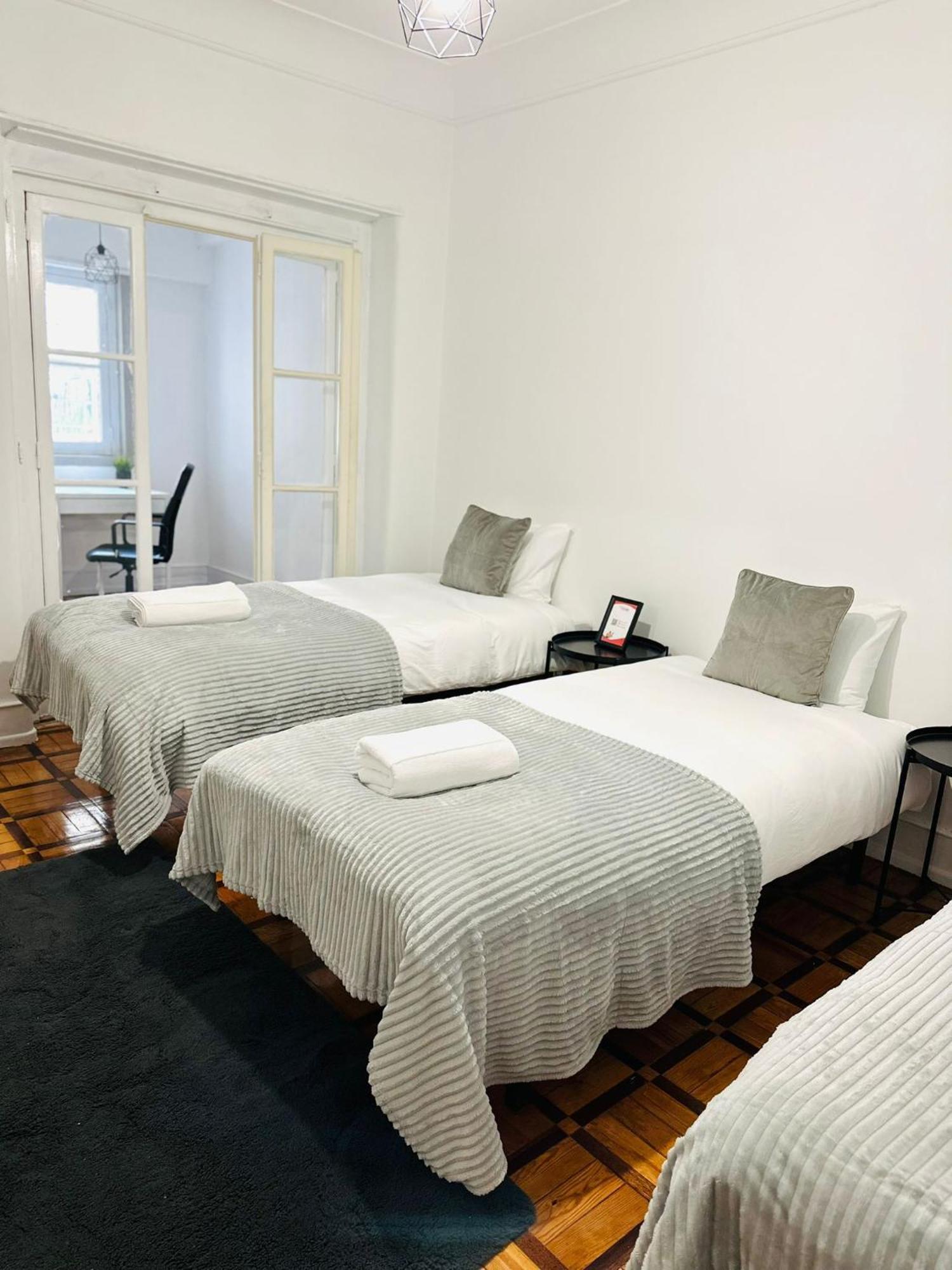 Rooms, Location For Tourists * Lisbon